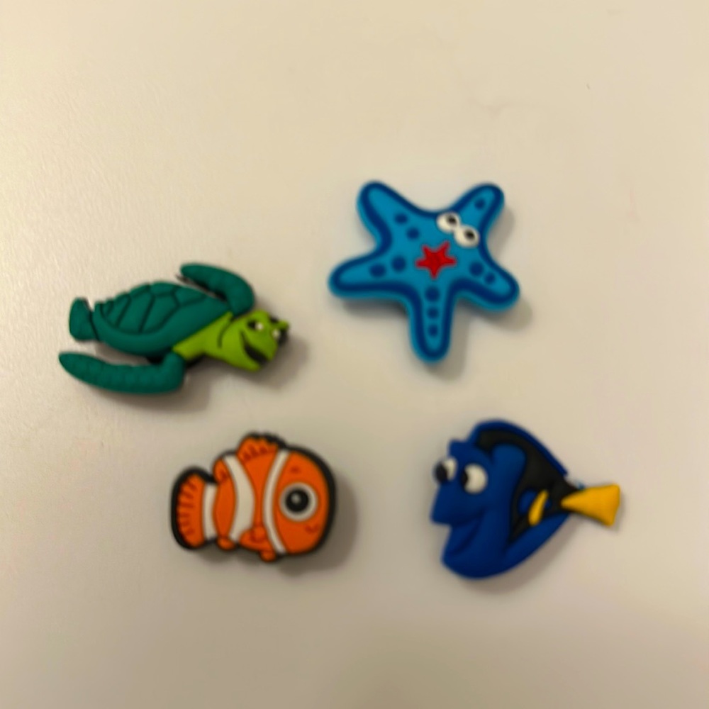 Disney Nemo croc charms